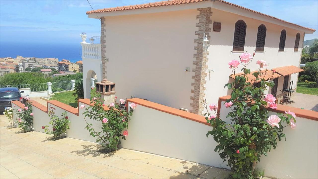 Villa Fontana Tropea Exteriör bild