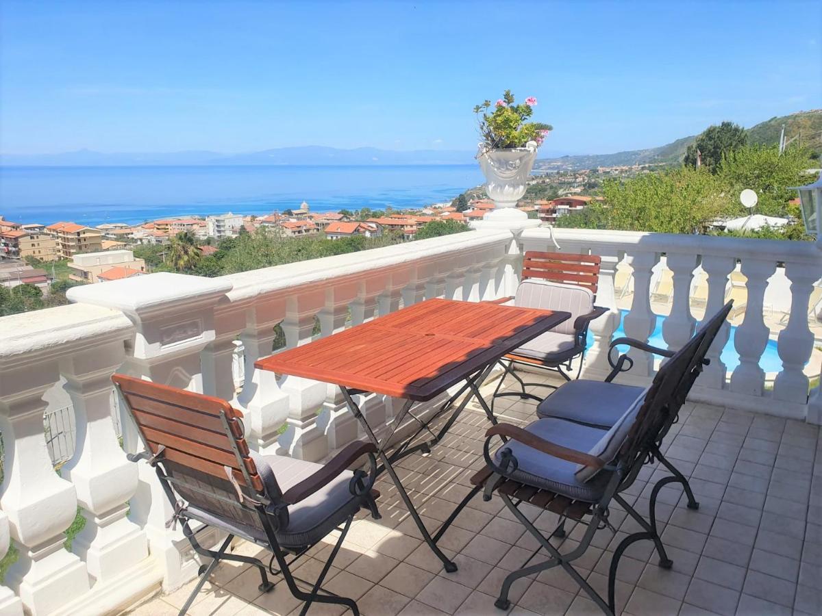 Villa Fontana Tropea Exteriör bild
