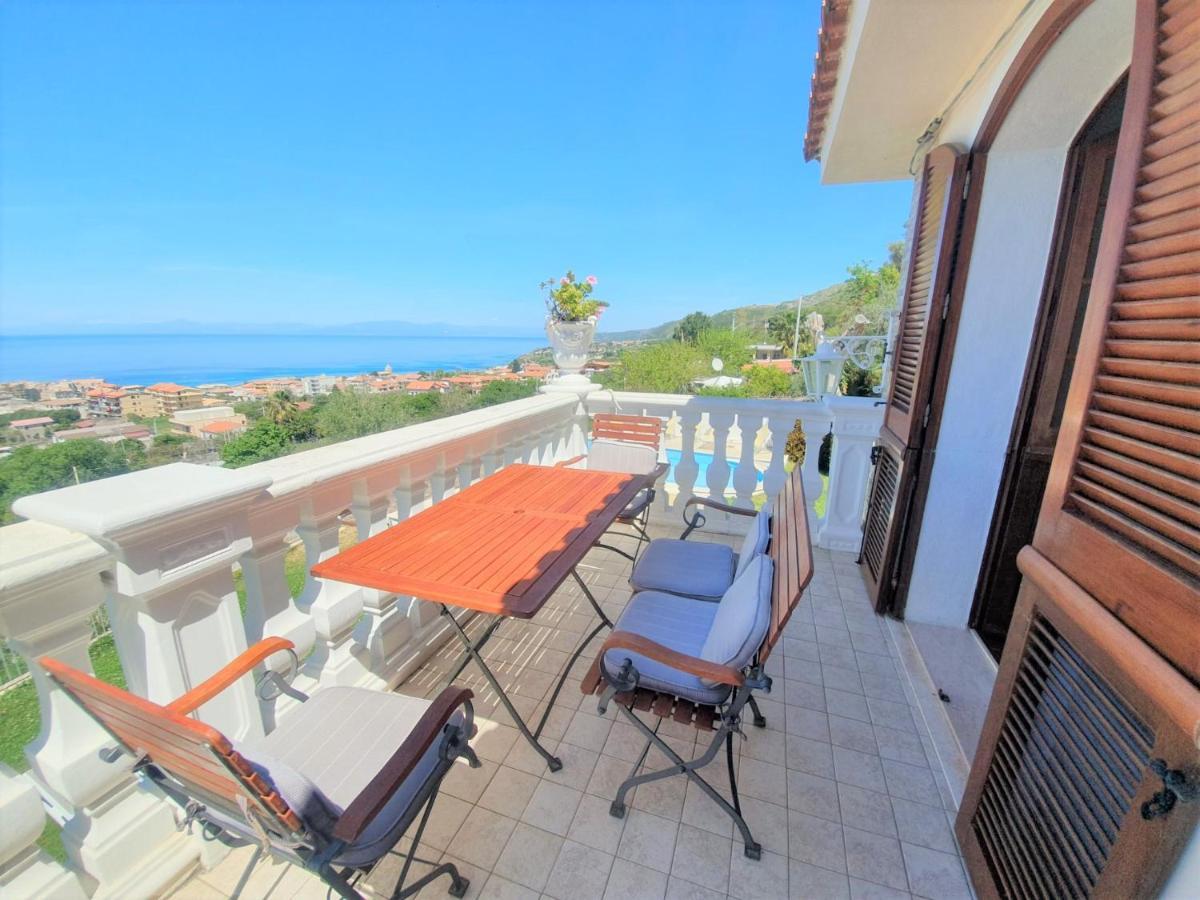 Villa Fontana Tropea Exteriör bild