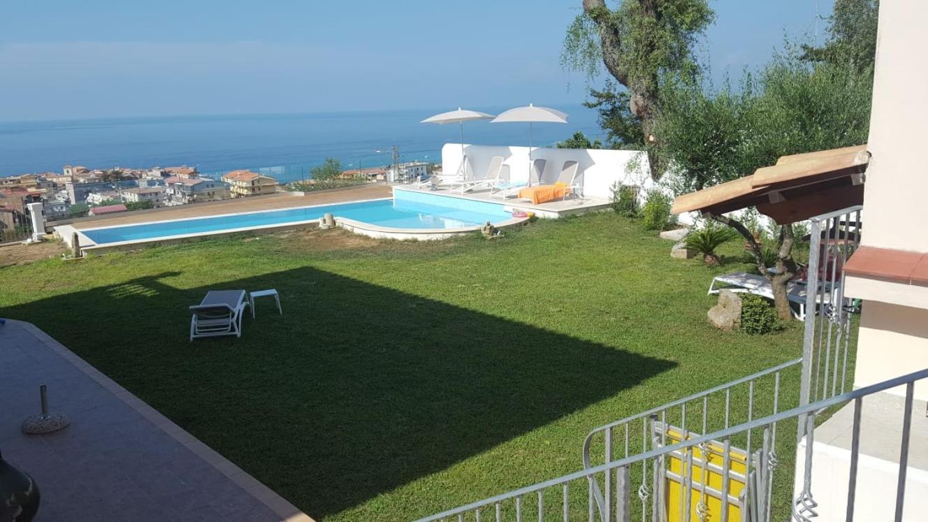 Villa Fontana Tropea Exteriör bild