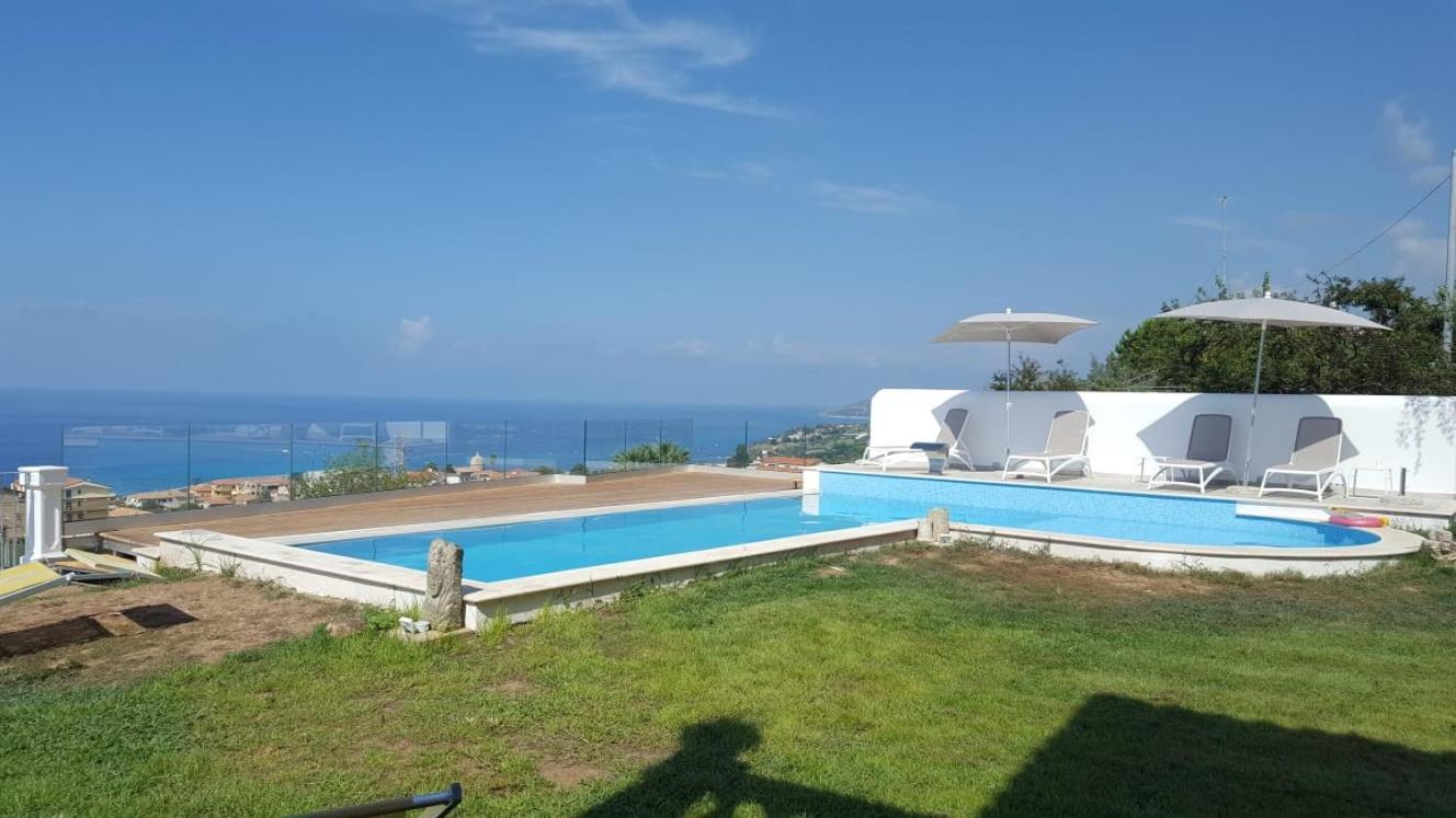 Villa Fontana Tropea Exteriör bild