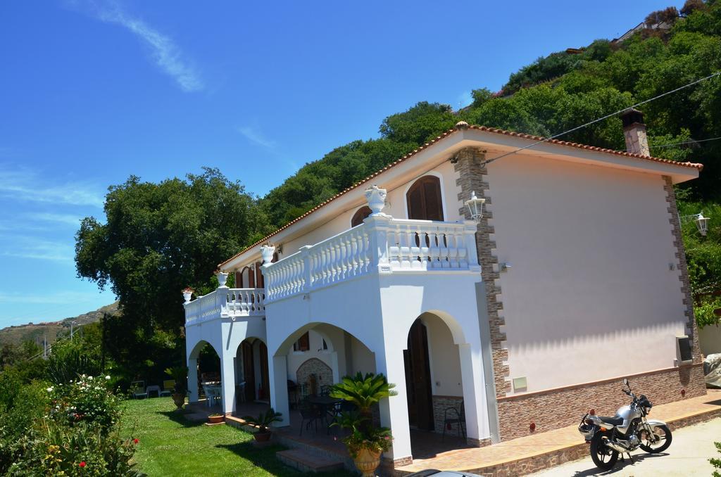 Villa Fontana Tropea Exteriör bild