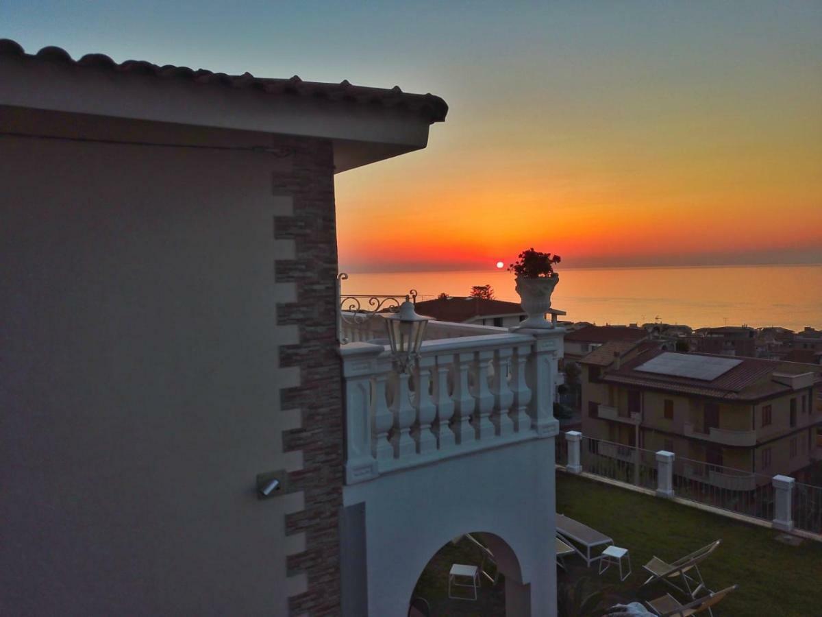 Villa Fontana Tropea Exteriör bild