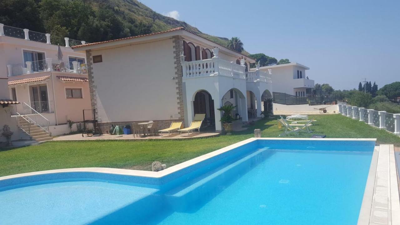 Villa Fontana Tropea Exteriör bild